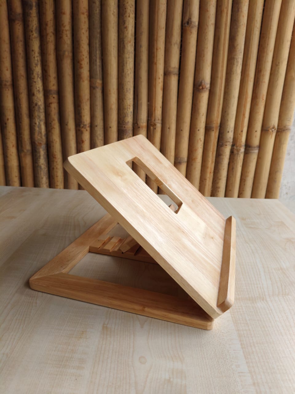 Wooden Laptop Stand – Handmade Wooden Laptop Riser for Ergonomic Desk Setup, Improved Airflow & Posture Support, Minimal Natural Finish, Eco-Friendly Office/Home Accessory